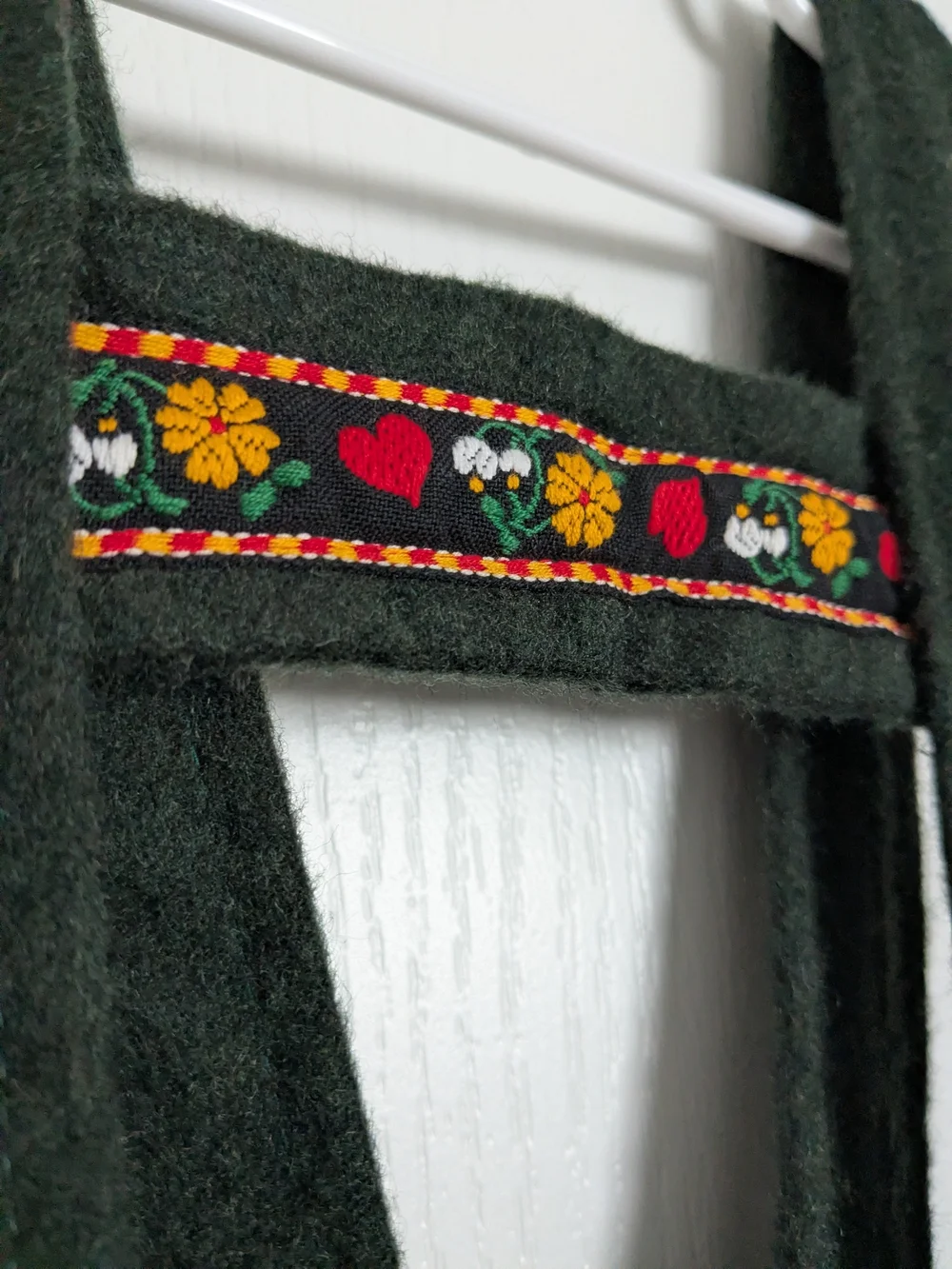 Silvar wool dark